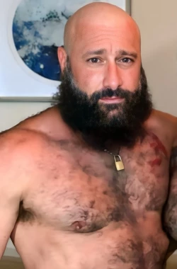 Alex Tikas
