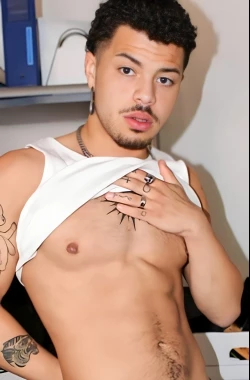 Malakai White