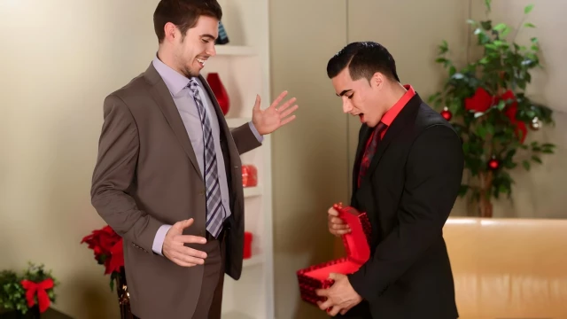 Topher Di Maggio Hammering Sam Northman On The Couch At Work