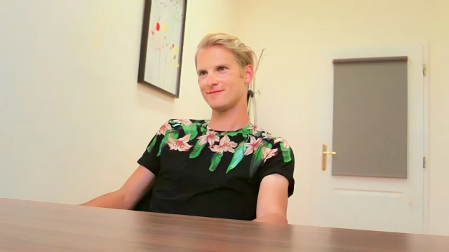 Casting Fuck Scene With An Aging Bottom With A Booty