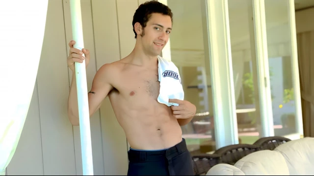 Artsy Solo Guy Decides To Jerk Off On A Porch
