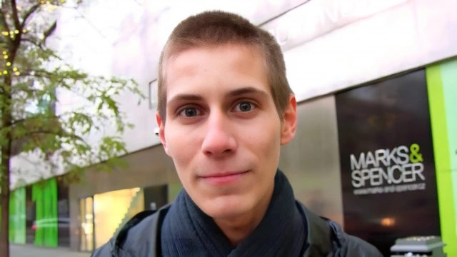 Fingering And Intense Gape With A Skinny Bottom