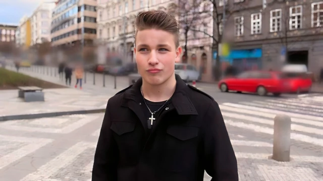 Effortlessly Stylish EUro Hottie Gets Ass-fucked