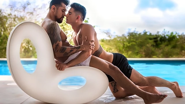 Outdoor Gay Fuck With Boomer Banks & Ricky Roman