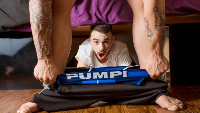 Horny Ryan Bones Boning Zack Hunter's Tight Little Fuck Hole