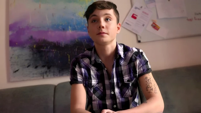 Bubble Butt Amateur Gets Drilled In A Humiliating Way