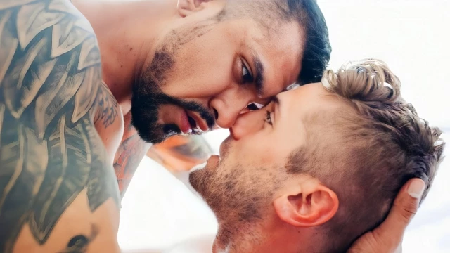 Shower Blowjob And Doggy Style Anal With Boomer Banks & Wesley Woods
