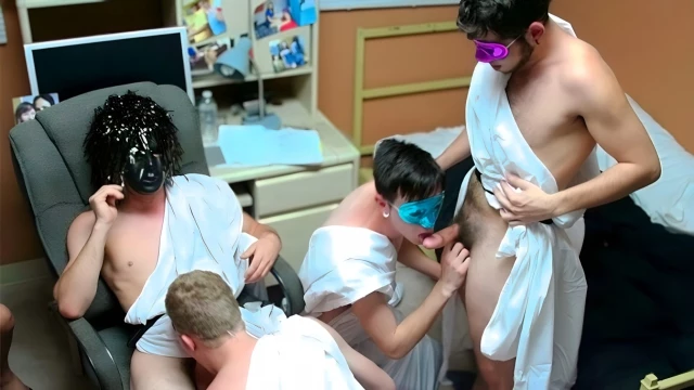 Toga-wearing Studs (Andrew Collins, Shawn Allen, Etc.) Love Bukake Action