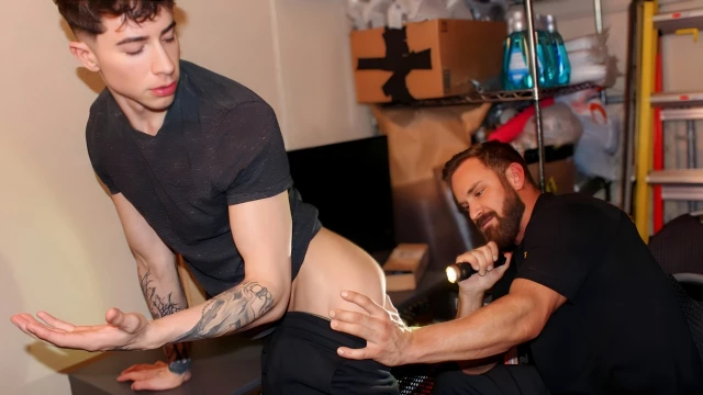 Shoplifter Suspect Sucks (Bruce Jones And Vincent O'Reilly)