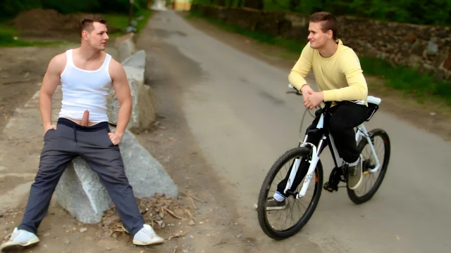 Greg And Marty Meet Minutes Before Fucking In Public