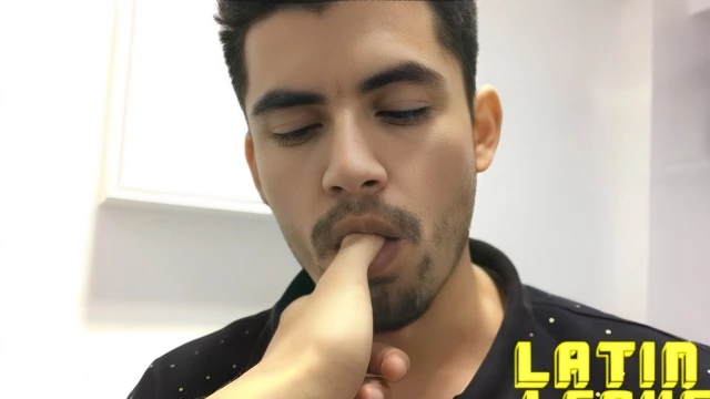 Argentinian Amateur Riding Cock In POV
