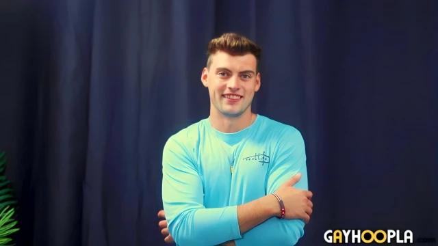 Solo Hottie Luke Skyler Stroking His Boner Furiously